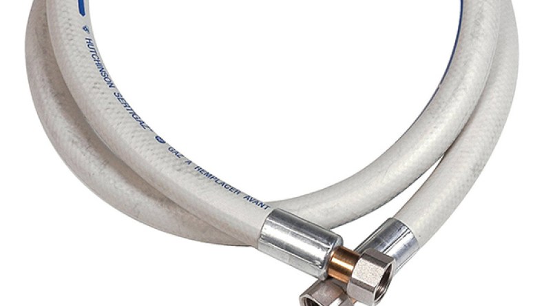 لابد من تغيير أنابيب الغاز المطاطية كل عام