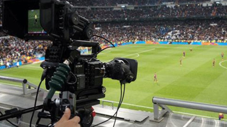 الفضائيات العربية تشترط جودة الإخراج لنقل الدوري الجزائري