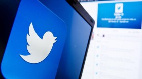 “تويتر” يجمد 125 ألف حساب بشبهة الإرهاب