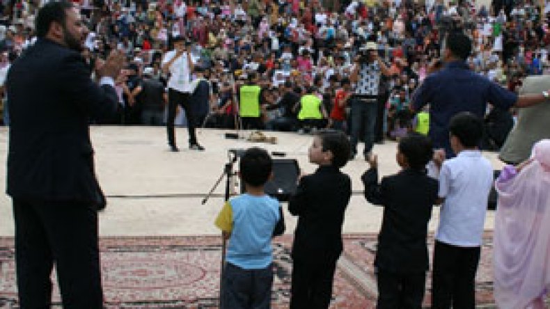 براعم طيور الجنة يلهبون مدرجات الملاعب