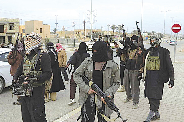 Algeria freezes flights to Libya