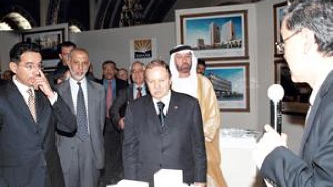 الإماراتيون يريدون الاستثمار في المطارات والموانئ والمواصلات بالجزائر