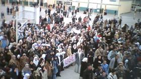 عصابة تبتز الطالبات بصور ملتقطة بالهواتف المحمولة وإرسالها إلى ذويهم