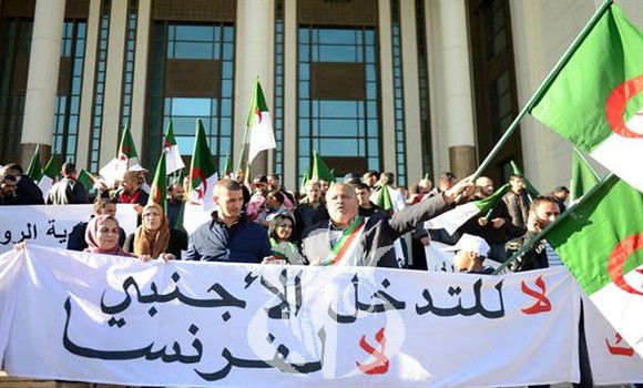 Une marche des travailleurs pour dénoncer l’ingérence du PE dans les affaires internes du pays