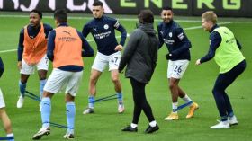 محرز يفوز وأوّل ظهور لِسوداني