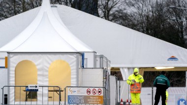 Pays-Bas: Une explosion se produit dans un centre de dépistage de Covid