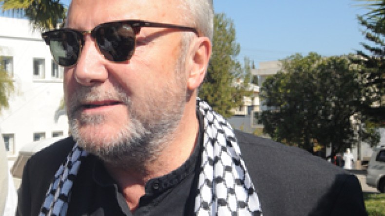 “إسرائيل استهدفتنا بتفجير قنبلة تبعد 200 متر فقط عن مقر مبيتنا”