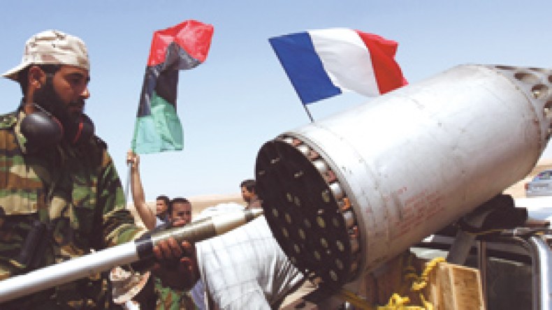 الحقائب الوزارية تفجر المجلس الانتقالي في ليبيا