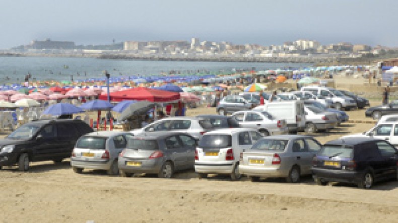 والي العاصمة يحرّر الشواطئ من حرّاس “القزول”