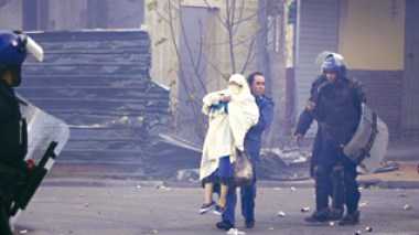 Government's decision to rescind taxes on sugar and cooking oil under the sway of market monopoly