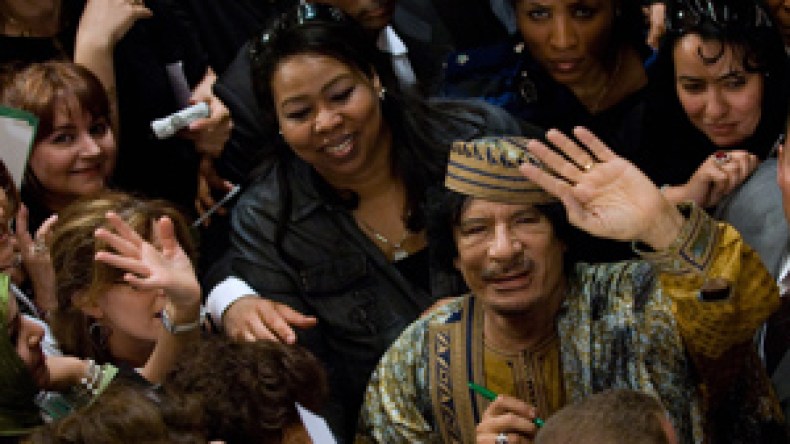 القذافي شيطان.. لا يصوم ولا يصلي وغارق في الرذيلة