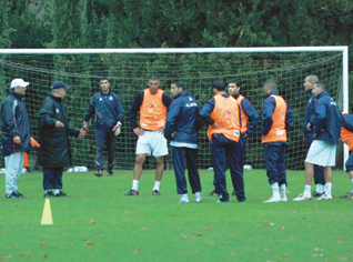 The Greens start their preparation under hard rain in Italy