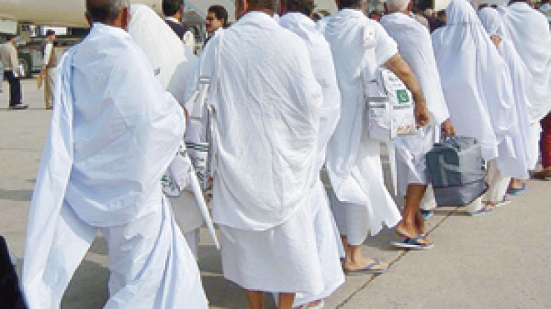 العمرة في رمضان ترتفع إلى 20 مليونا