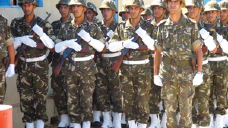 قروض للزواج ومساكن لضباط ومستخدمي الجيش