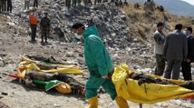 أيها الجزائريون.. تحركوا   الشعب السوري يقصف بالبوارج الحربية