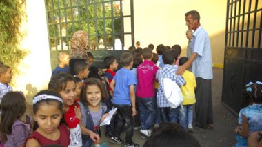 La rentrée d’école retardée, la sortie avancée