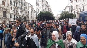 حراك الجزائريين يدخل أسبوعه الـ40