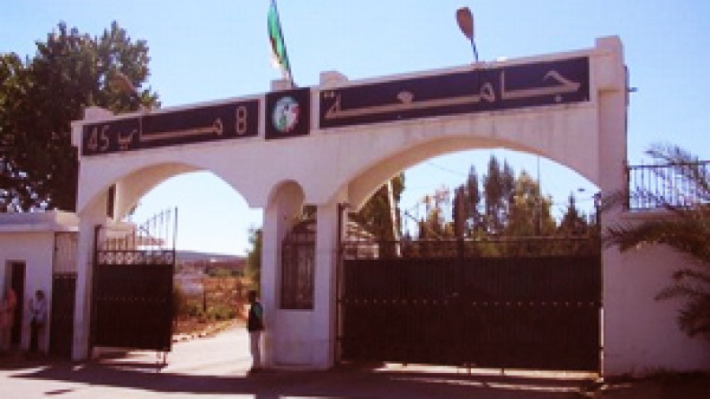 جرحى في مشادات بين الطلبة وأعوان أمن جامعة ڤالمة