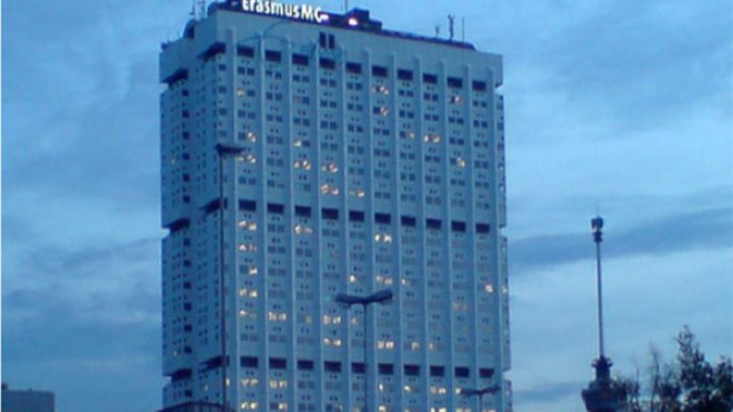 هولندا: مسلمتان تقاضيان جامعة رفضت إعفاءهما من الفحص البدني