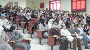 الشهادات الجامعية ومستقبل الحروب العربية؟