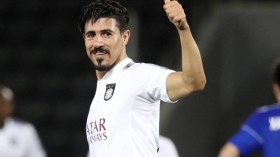 لن أغادر السد إلا إذا تلقيت عرضا من فريق أوروبي محترم