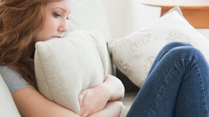 زوجي كان سببا في عذابي ووفاة والدتي. فهل أعود إليه؟