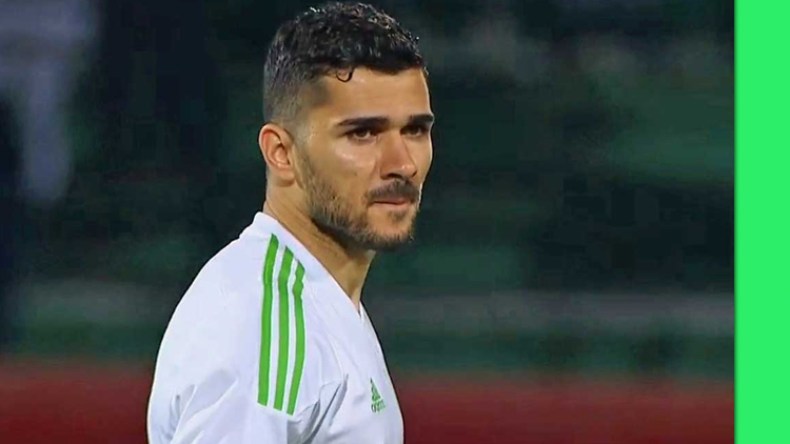 فضيحة قميص “عبيد” تثير استياء عشاق “الخضر”