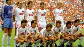 روسيا تفكّر في المشاركة بلباس منتخب الإتحاد السوفياتي