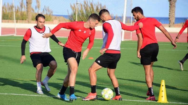 إصابة 7 لاعبين من اتحاد العاصمة بِفيروس “كورونا”