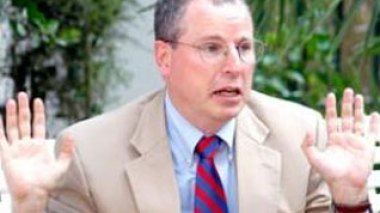 United States will not mix in Algerian internal affairs, ambassador says