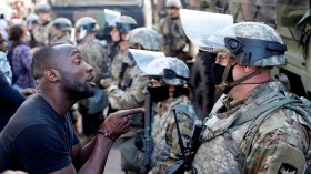 فرض حظر التجول في 25 مدينة أمريكية