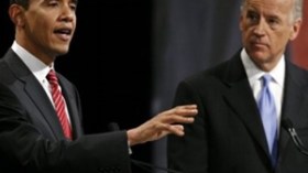 أوباما ونائبه يختبئان بعد اقتحام طائرة مجال البيت الأبيض