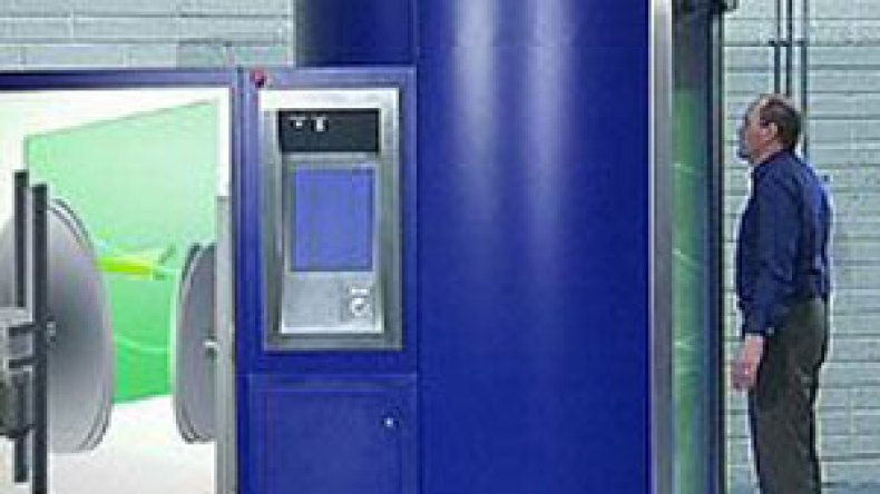 الجزائريون المسافرون إلى أمريكا مهددون بالسرطان والتشوهات الخلقية