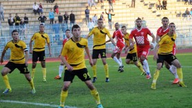 إدارة ياحي تسدد منحة التعادل المحقق أمام حجوط