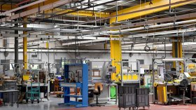 الترخيص باستيراد “مصانع مستعملة” أقل من 10 سنوات.. واستثناء السيارات