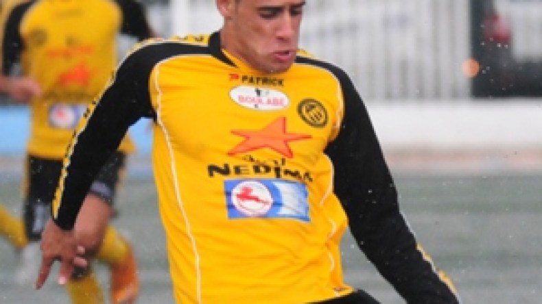 الحراش‮ ‬يواجه‮ ‬نجم‮ ‬أزفون‮ ‬في‮ ‬الدور‮ ‬السادس‮ ‬عشر