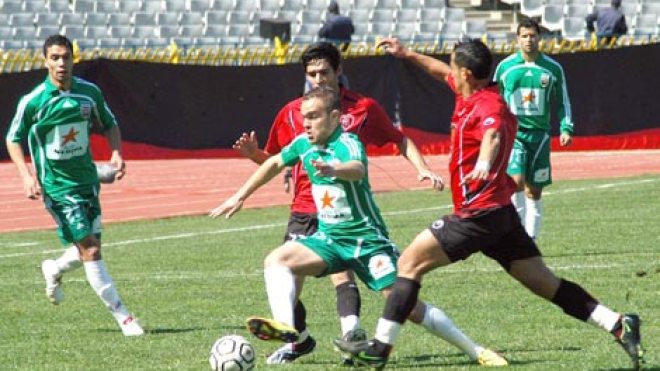 مباراة “سوسطارة” والمولودية بداية من السادسة إلا الربع