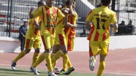 تعيين حكام وضبط توقيت مقابلتي البطولة المتأخرتين