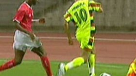 دزيري يعيد الاتحاد من مكة غانما مكرما