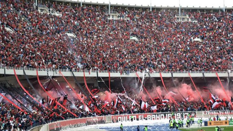 “سوسطارة” تحترق.. ونحو عودة عليق إلى اتحاد العاصمة !