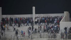 العنف في الملاعب “ينطلق” قبل البطولة..والداربيات صداع في رأس قرباج