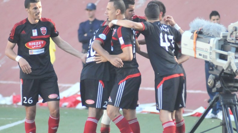 امكانيات حداد وحنكة فيلود وخبرة اللاعبين كانت وراء تتويج سوسطارة بالبطولة