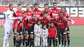 بن خماسة وناجي يغيبان أمام الموب وحضور منصوري غير مؤكد