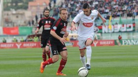 البطولة الوطنية: من استقدام اللاعبين والمدربين إلى انتداب المسيرين والرؤساء