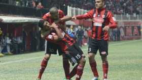 اتحاد الجزائر يقصف بالثقيل ويهزم سيسلي أناضولي بـ6-0