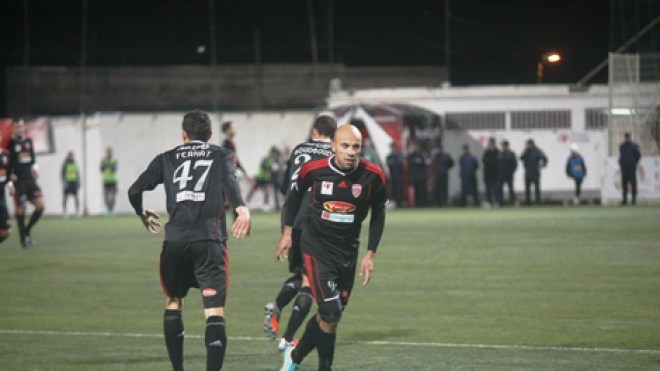 الاتحاد يتأهل ويصطدم بالعميد في النهائي