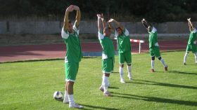 إتحاد  البليدة  يلعب  المباريات  الأولى  من  البطولة  في ملعب  ” تشاكر “