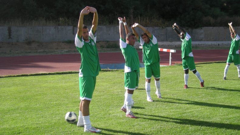 إتحاد  البليدة  يلعب  المباريات  الأولى  من  البطولة  في ملعب  ” تشاكر “