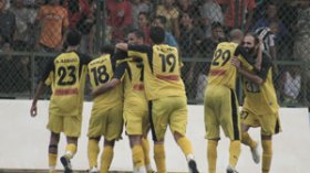 لسنا‮ ‬معنيين‮ ‬وسنبقى‮ ‬في‮ ‬القسم‮ ‬الأول