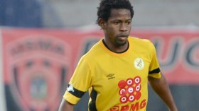لاعبو الحراش يثورون من جديد ويطالبون بالمنح قبل لقاء النصرية